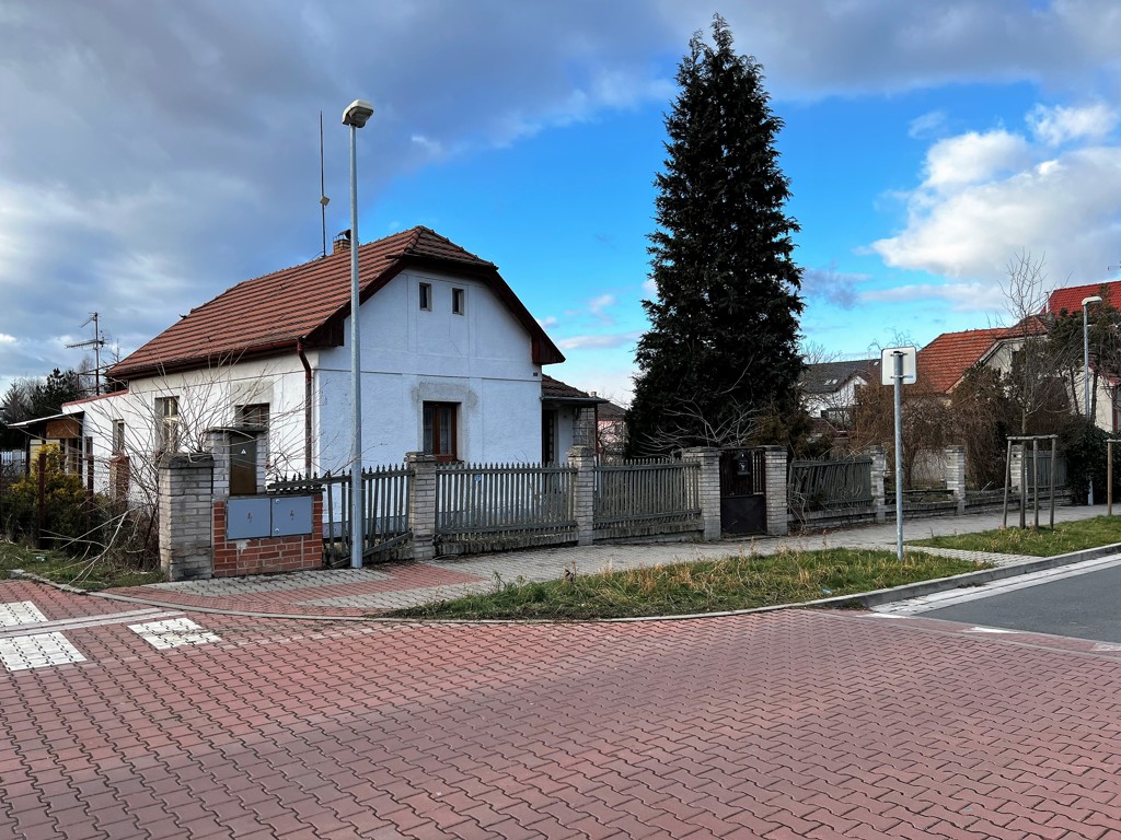 Rodinný dům (200 m2), Újezd nad Lesy, Praha