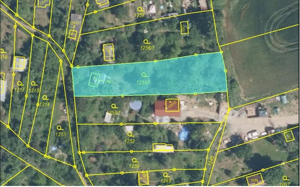 Rekreační pozemky o výměře 828 m2, podíl 5/6,