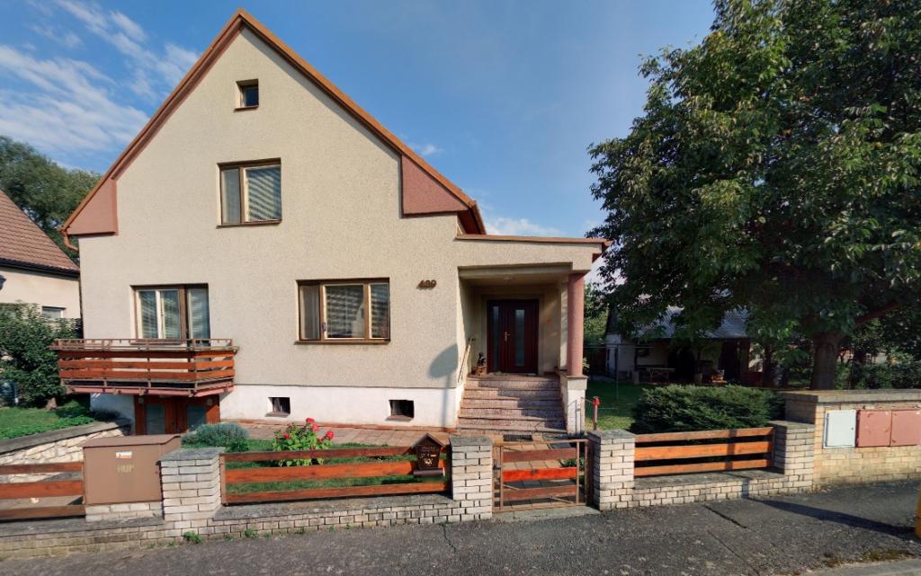Rodinný dům se zahradou, podíl 1/5, Jaroměřice,