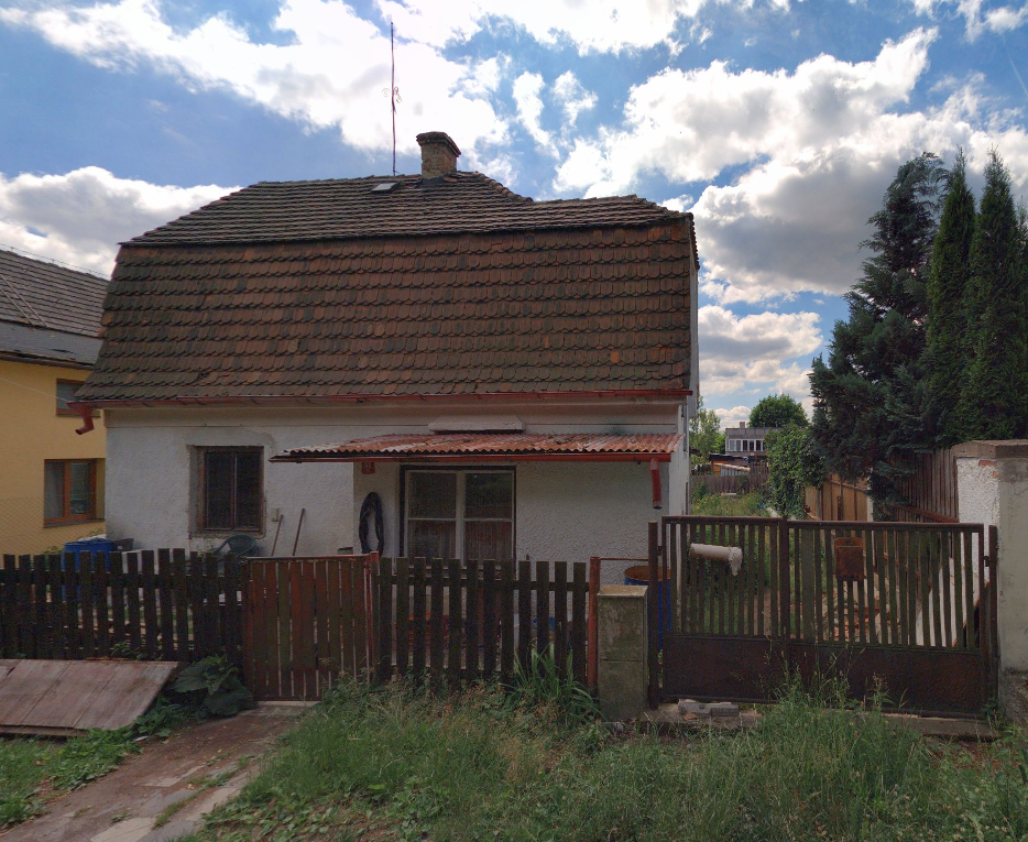Rodinný dům se zahradou, podíl 1/2, Mimoň, okres
