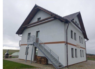 Stavba ubytovacího zařízení, pozemky a příslu.,k.