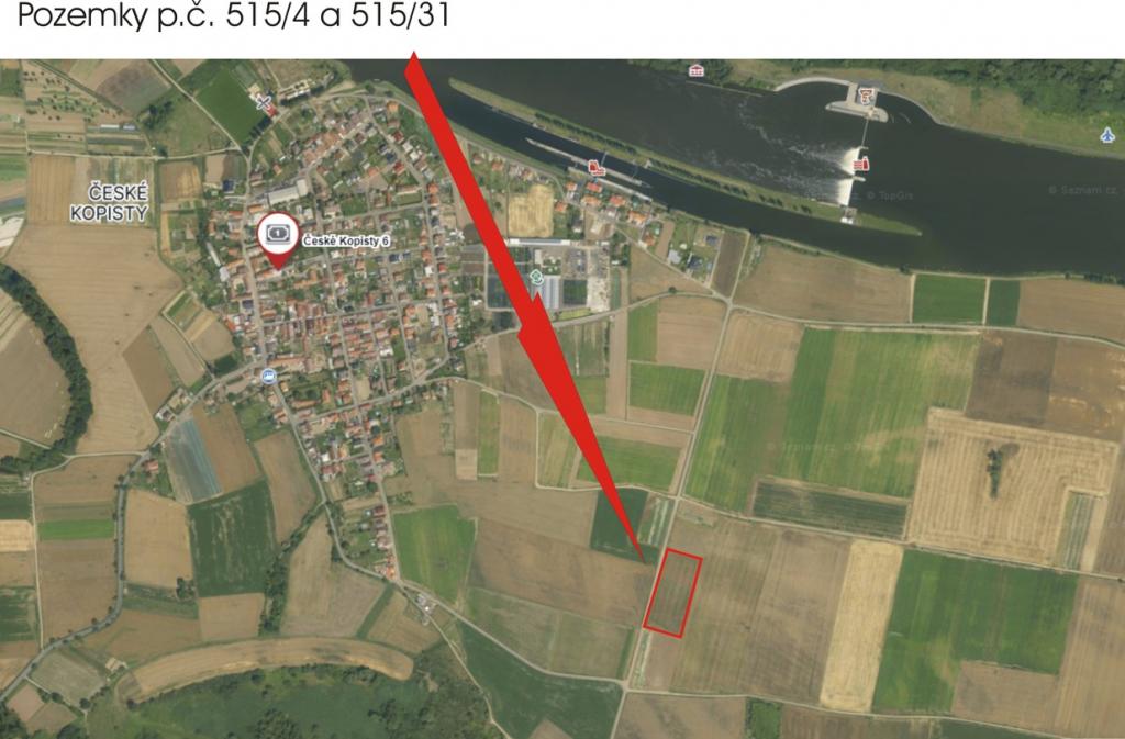 spoluvlastnický podíl 1/3 k pozemkům v obci