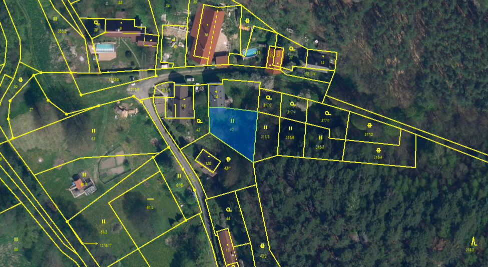 Pozemek o výměře 453 m2, podíl 1⁄2, Zakšín, Dubá,