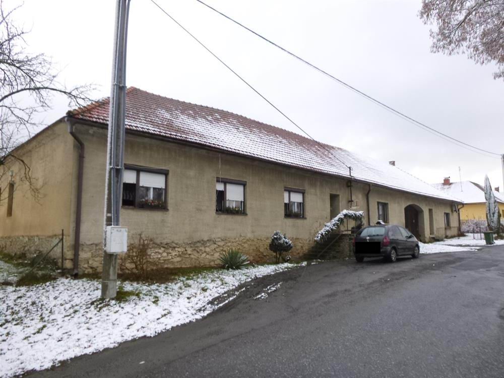 1/2 Rod. domu pozemky a přísluš.,k.ú. Horní Rudná,